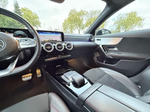 Mercedes-Benz CLA 180 Aut. Business Sol. AMG | Navi | Camera | Sport Stoelen | ActivLease financial lease