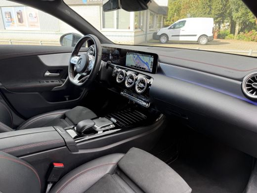 Mercedes-Benz CLA Shooting Brake Aut. 180d Business Sol. AMG | Navi | Camera | Sfeer Verlichting | ActivLease financial lease