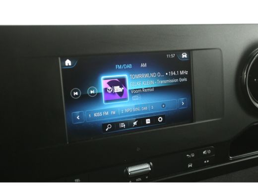 Mercedes-Benz Sprinter 317 CDI 170PK L3H2 | Automaat | 3500kg Trekgew. | Trekhaak | Airco | Camera | Cruise | 3-Zits | P... ActivLease financial lease