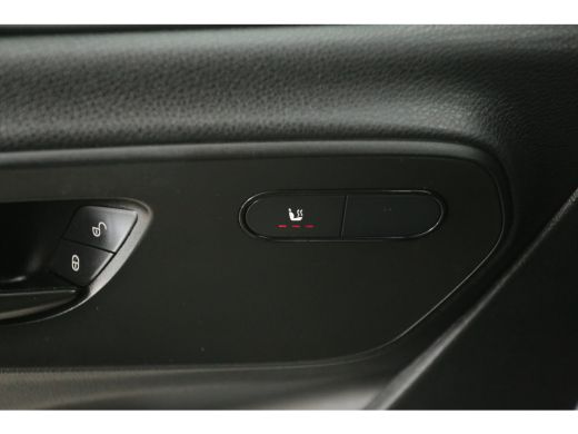 Mercedes-Benz Sprinter 317 CDI 170PK L3H2 | Automaat | 3500kg Trekgew. | Trekhaak | Airco | Camera | Cruise | 3-Zits | P... ActivLease financial lease