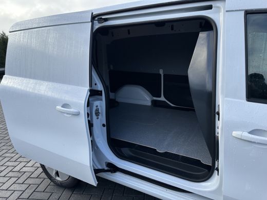 Nissan Townstar N-Connecta TEKNA L2H1 / 45 kWh / 100% Elektrisch / Fabrieksgarantie / 4.368 km / Camera / ECC / C... ActivLease financial lease