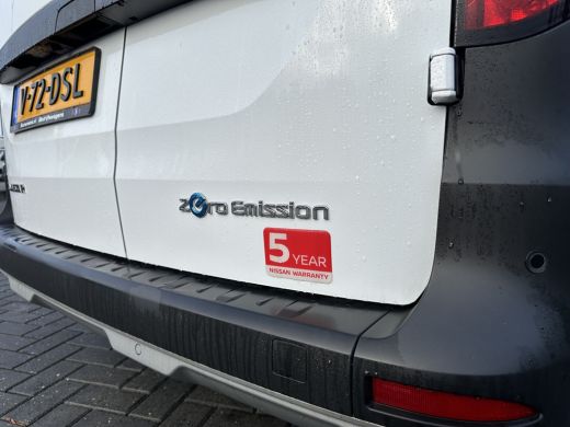 Nissan Townstar N-Connecta TEKNA L2H1 / 45 kWh / 100% Elektrisch / Fabrieksgarantie / 4.368 km / Camera / ECC / C... ActivLease financial lease