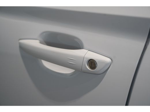 Opel Corsa 1.2 GS | Groot Navi | Camera | Parkeersensoren | Climate Controle | Apple Carplay & Android Auto | ActivLease financial lease