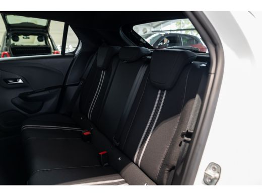 Opel Corsa 1.2 GS | Groot Navi | Camera | Parkeersensoren | Climate Controle | Apple Carplay & Android Auto | ActivLease financial lease