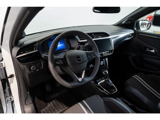 Opel Corsa 1.2 GS | Groot Navi | Camera | Parkeersensoren | Climate Controle | Apple Carplay & Android Auto | ActivLease financial lease