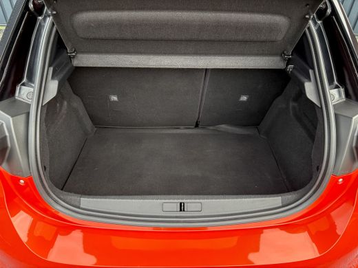 Opel Corsa 1.2T 100PK GS Line | Navi | Keyless | 17'' | Apple Carplay/ Android Auto | Premium Pakket | Prijs... ActivLease financial lease