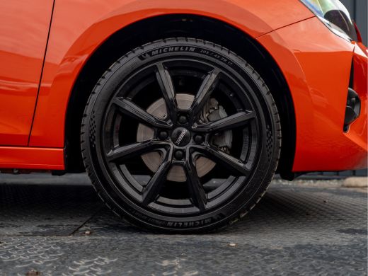 Opel Corsa 1.2T 100PK GS Line | Navi | Keyless | 17'' | Apple Carplay/ Android Auto | Premium Pakket | Prijs... ActivLease financial lease