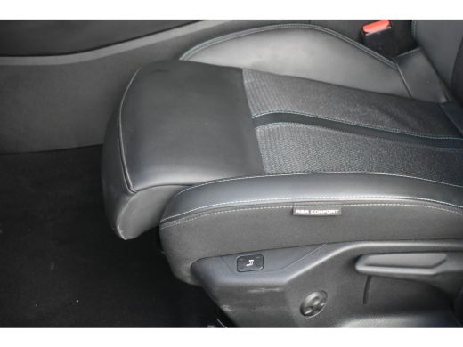 Peugeot 308 SW 1.6 HYbrid 180 Allure Pack Business | AGR-Comfortstoel | Lane-Assist | Navigatie | Achteruitri... ActivLease financial lease
