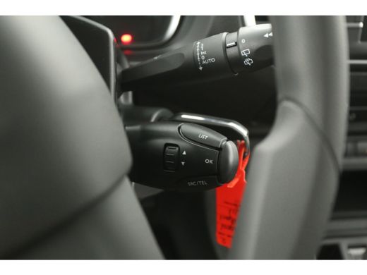 Peugeot e-Expert L2H1 75 kWh | 2025 | Elektrisch | Airco | 360° Camera | Carplay | Cruise | 3-Zits ActivLease financial lease