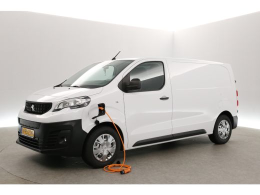 Peugeot e-Expert L2H1 75 kWh | 2025 | Elektrisch | Airco | 360° Camera | Carplay | Cruise | 3-Zits ActivLease financial lease