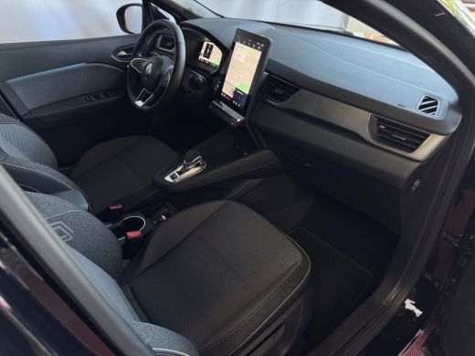 Renault Captur 1.3 MILD HYBRID 160 TECHNO CAMERA 18''LMV STOEL/STUUR .VERW PURE VISION LED 10'' R-LINK NAVI 04/2... ActivLease financial lease