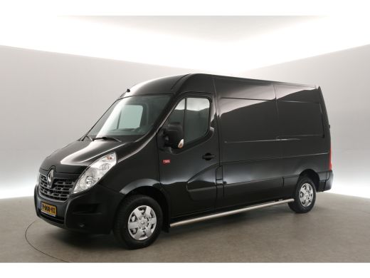 Renault Master T35 2.3 dCi 145PK L2H2 | Airco | Camera | Cruise | Trekhaak | Navigatie | PDC | 3 Persoons ActivLease financial lease