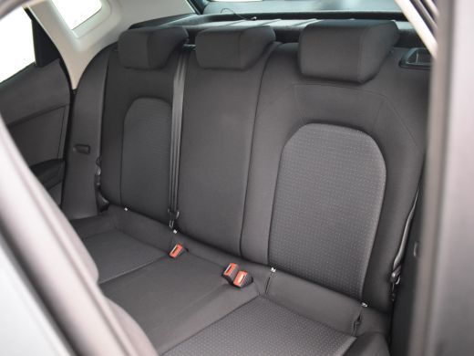 Seat Arona 1.0 TSI Style Business Intense 96pk | Camera achter | Stoelverwarming | Navigatie | App connect |... ActivLease financial lease