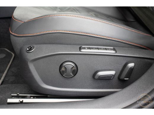 Seat Leon 1.4 TSI eHybrid PHEV FR Bus.Int. PANO Memory Camera Adaptief ActivLease financial lease