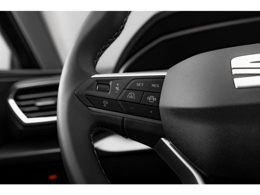 Seat Leon Style Business Intense - eHybrid | Achteruitrijcamera | Automatisch dimmende binnenspiegel | Donk... ActivLease financial lease