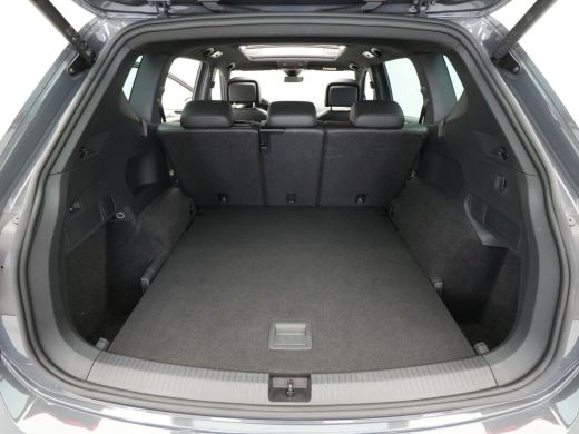 Seat Tarraco 1.5 TSI 150pk DSG FR Business Intense Panoramadak Navigatie Trekhaak Stoelverwarming v + a ActivLease financial lease