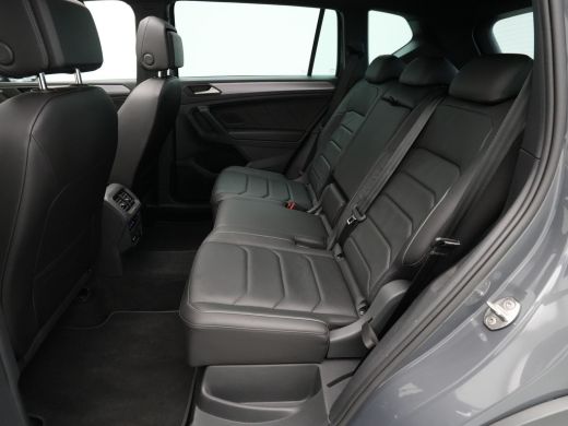 Seat Tarraco 1.5 TSI 150pk DSG FR Business Intense Panoramadak Navigatie Trekhaak Stoelverwarming v + a ActivLease financial lease