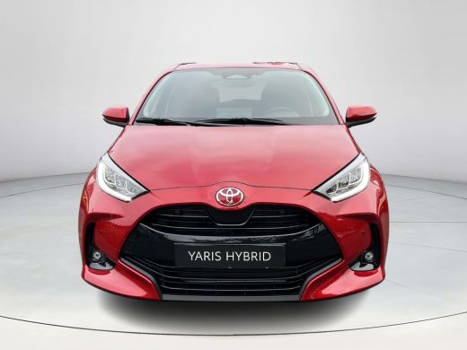 Toyota Yaris 1.5 Hybrid 115 Dynamic | Emotional Red | Comfort Pack | Nieuw uit voorraad leverbaar | ActivLease financial lease
