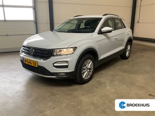 Volkswagen T-Roc 1.5 TSI Style Adaptive Cruise C. | CarPlay | Park Assist V&A | DAB+ | Airco | Bleutooth Draadloos... Volkswagen T-Roc 1.5 TSI Style Adaptive Cruise C. | CarPlay | Park Assist V&A | DAB+ | Airco | Bleutooth Draadloos...