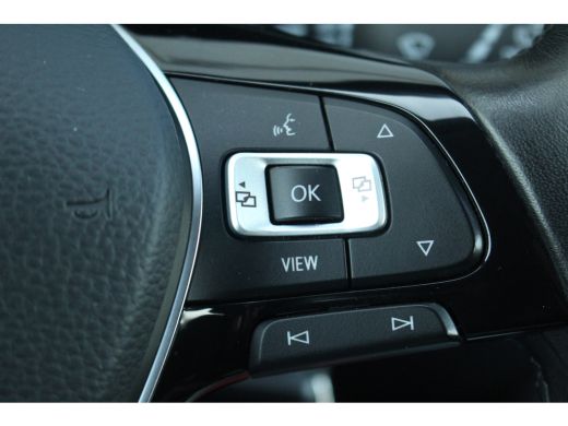 Volkswagen T-Roc 1.5 TSI Style Adaptive Cruise C. | CarPlay | Park Assist V&A | DAB+ | Airco | Bleutooth Draadloos... ActivLease financial lease