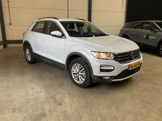 Volkswagen T-Roc 1.5 TSI Style Adaptive Cruise C. | CarPlay | Park Assist V&A | DAB+ | Airco | Bleutooth Draadloos... ActivLease financial lease