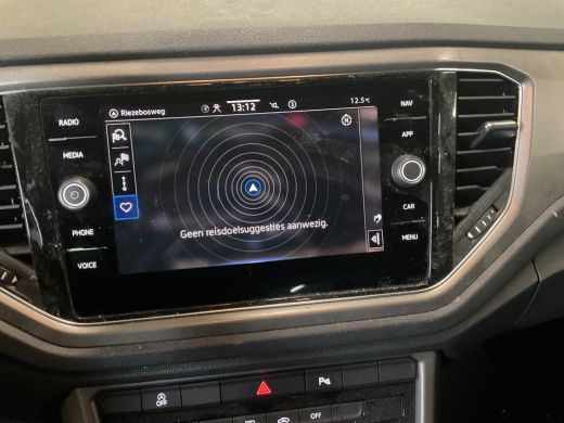 Volkswagen T-Roc 1.5 TSI Style Adaptive Cruise C. | CarPlay | Park Assist V&A | DAB+ | Airco | Bleutooth Draadloos... ActivLease financial lease