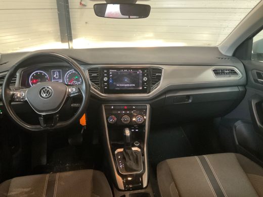 Volkswagen T-Roc 1.5 TSI Style Adaptive Cruise C. | CarPlay | Park Assist V&A | DAB+ | Airco | Bleutooth Draadloos... ActivLease financial lease