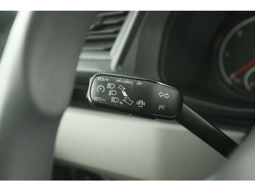 Volkswagen Transporter 2.0 TDI 150PK L2H1 | Automaat | Airco | Cruise | Carplay | Navigatie | Parkeersens. ActivLease financial lease