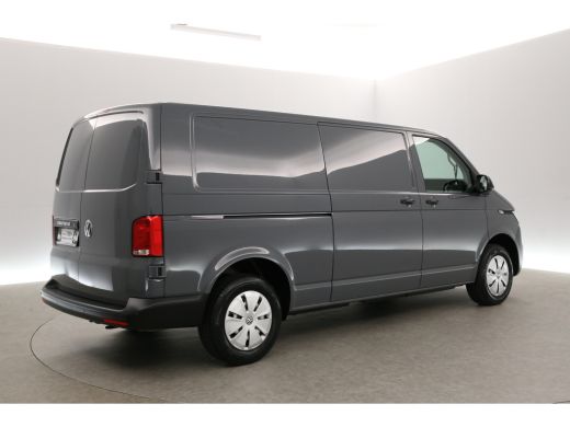 Volkswagen Transporter 2.0 TDI 150PK L2H1 | Automaat | Airco | Cruise | Carplay | Navigatie | Parkeersens. ActivLease financial lease