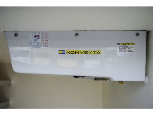 Volkswagen Transporter TDI L1H1 | Koelwagen | Dag en nachtkoeling | 3-Zits | Cruise | Airco | Euro 6 ActivLease financial lease