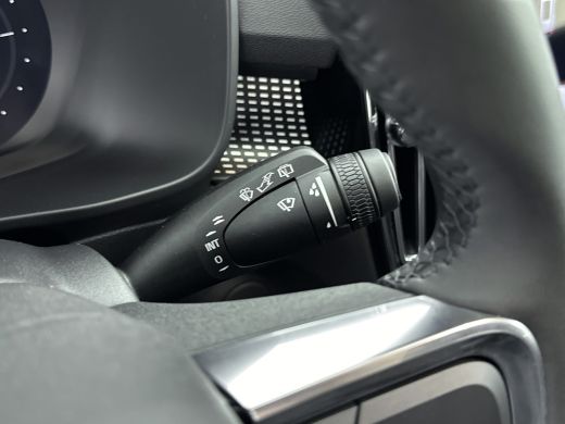 Volvo  EX40 Single Motor Extended Range Plus Black Ed. 82 kWh | PDC + Camera | Steol + Stuurverwarming | 20 i... ActivLease financial lease