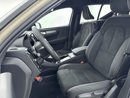 Volvo  EX40 Single Motor Extended Range Plus Black Ed. 82 kWh | PDC + Camera | Steol + Stuurverwarming | 20 i... ActivLease financial lease