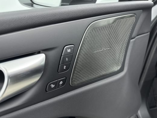 Volvo  XC60 NEW MODEL Plus Bright | Trekhaak | PDC V+A en 360 camera | Stoel - Stuurverwarming | Getint glas | ActivLease financial lease