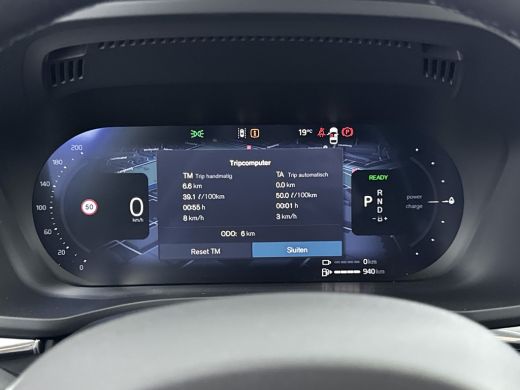 Volvo  XC60 NEW MODEL Plus Bright | Trekhaak | PDC V+A en 360 camera | Stoel - Stuurverwarming | Getint glas | ActivLease financial lease