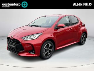 Toyota Yaris 1.5 Hybrid 115 Dynamic | Emotional Red | Comfort Pack | Nieuw uit voorraad leverbaar |