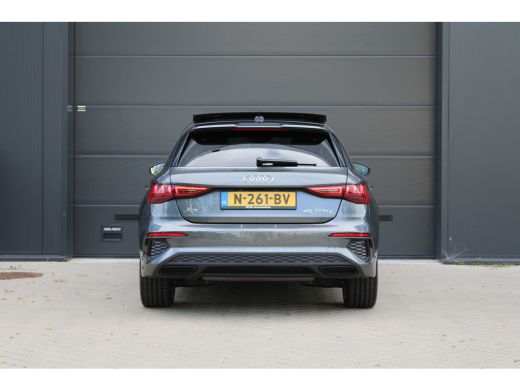 Audi A3 Sportback 45 TFSI e S edition Competition | NAP | BTW | PANO | S-LINE | CARPLAY | ActivLease financial lease