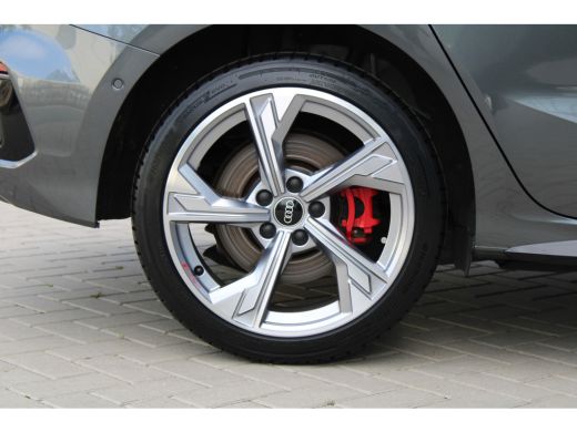 Audi A3 Sportback 45 TFSI e S edition Competition | NAP | BTW | PANO | S-LINE | CARPLAY | ActivLease financial lease