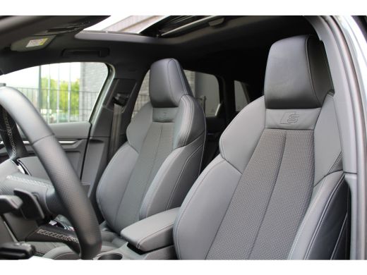 Audi A3 Sportback 45 TFSI e S edition Competition | NAP | BTW | PANO | S-LINE | CARPLAY | ActivLease financial lease