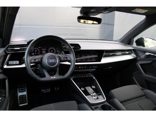 Audi A3 Sportback 45 TFSI e S edition Competition | NAP | BTW | PANO | S-LINE | CARPLAY | ActivLease financial lease