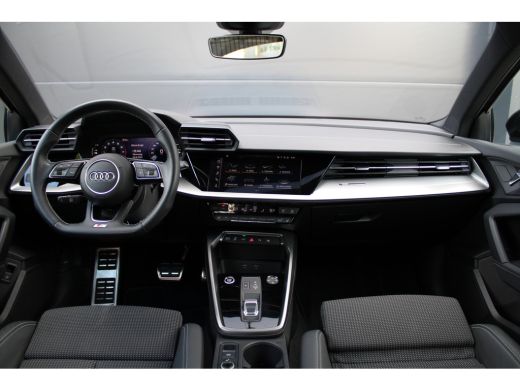 Audi A3 Sportback 45 TFSI e S edition Competition | NAP | BTW | PANO | S-LINE | CARPLAY | ActivLease financial lease