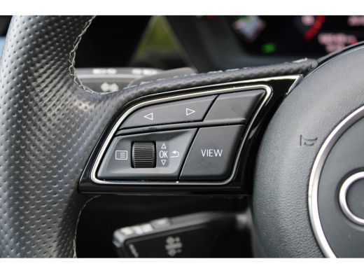 Audi A3 Sportback 45 TFSI e S edition Competition | NAP | BTW | PANO | S-LINE | CARPLAY | ActivLease financial lease