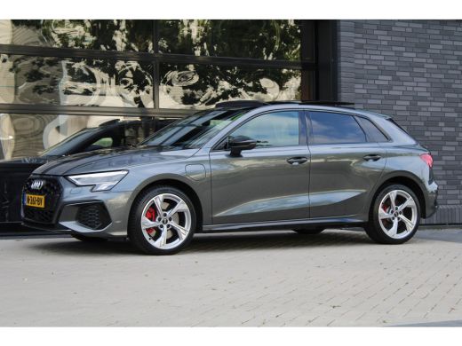 Audi A3 Sportback 45 TFSI e S edition Competition | NAP | BTW | PANO | S-LINE | CARPLAY | ActivLease financial lease