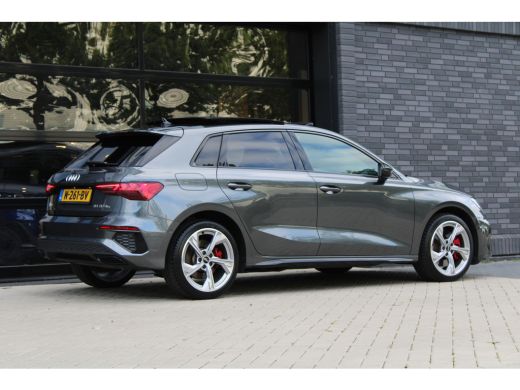 Audi A3 Sportback 45 TFSI e S edition Competition | NAP | BTW | PANO | S-LINE | CARPLAY | ActivLease financial lease