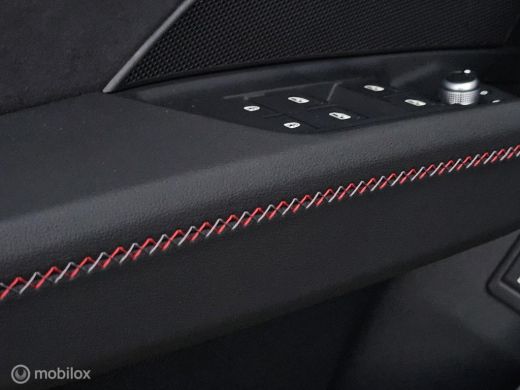 Audi A3 Sportback 45 TFSI e S edition Competition Panorama/B&O/HUD/Sfeer ActivLease financial lease