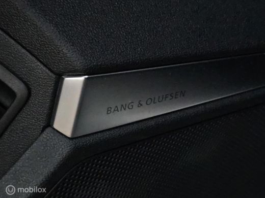 Audi A3 Sportback 45 TFSI e S edition Competition Panorama/B&O/HUD/Sfeer ActivLease financial lease