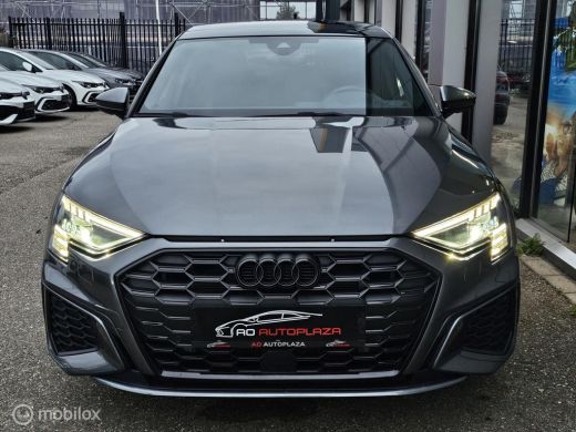 Audi A3 Sportback 45 TFSI e S edition Competition Panorama/B&O/HUD/Sfeer ActivLease financial lease