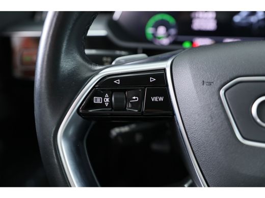 Audi e-tron 55 quattro Business edition 95 kWh | 20 inch | Stoelverwarming | Camera | Climate Control | Elekt... ActivLease financial lease