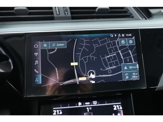 Audi e-tron 55 quattro Business edition 95 kWh | 20 inch | Stoelverwarming | Camera | Climate Control | Elekt... ActivLease financial lease