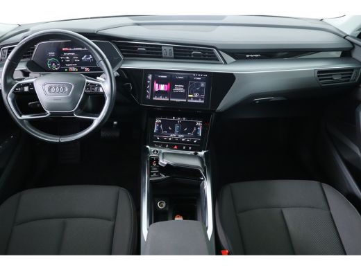 Audi e-tron 55 quattro Business edition 95 kWh | 20 inch | Stoelverwarming | Camera | Climate Control | Elekt... ActivLease financial lease