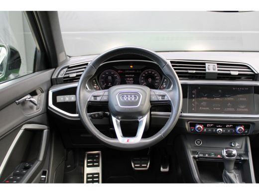 Audi Q3 45 TFSI e S Edition | BTW | S-LINE | PANO | CAMERA | SONOS | STOELVERWARMING | ActivLease financial lease